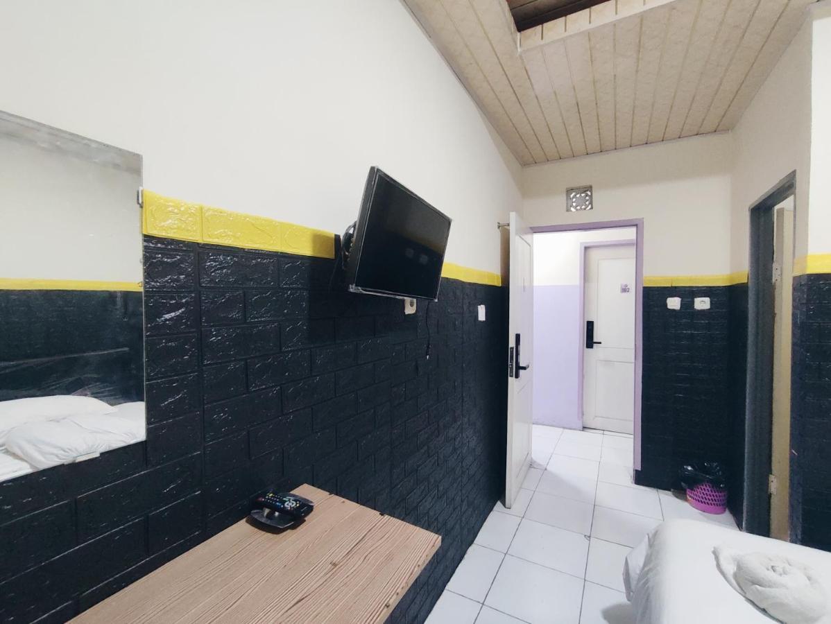 Superstar Residence Tomohon Redpartner Zewnętrze zdjęcie