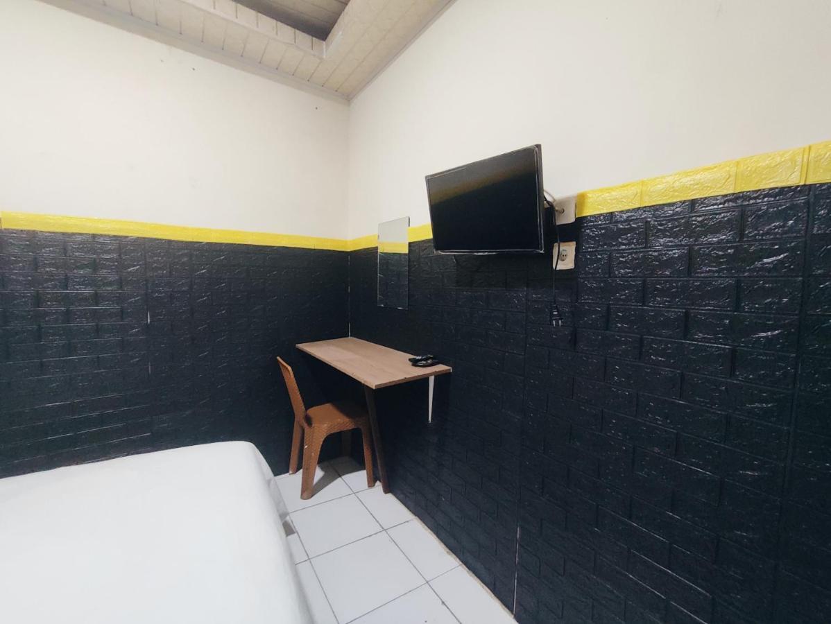 Superstar Residence Tomohon Redpartner Zewnętrze zdjęcie